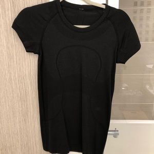 Lululemon Swiftly Tech Short Sleeve 2.0